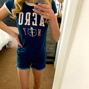 Women’s Medium Aéropostale Classic Crew Shirt